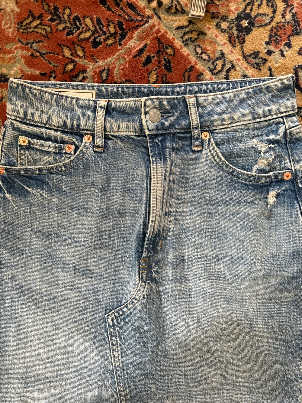 Gap Women’s Denim Jean Midi Skirt with Front Slit Raw hem size XS 26 2 - Picture 3 of 6